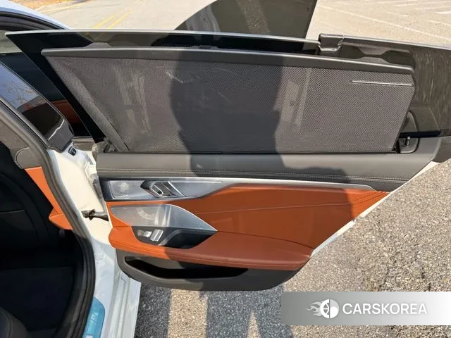 BMW 8 Series (G15) 2025 Белый из Кореи, фото 6