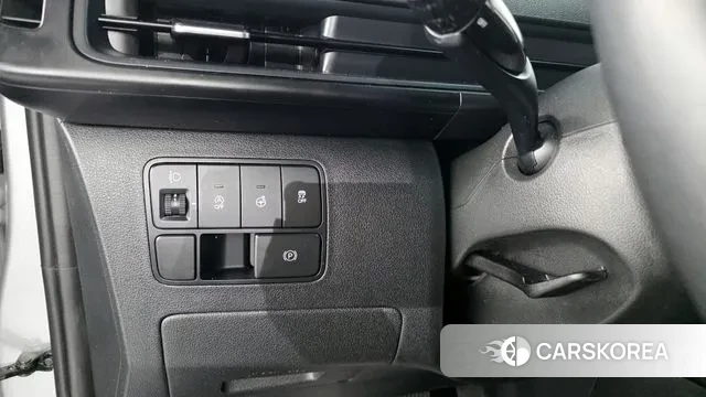 Hyundai Staria 2023 Серебряный из Кореи, фото 6