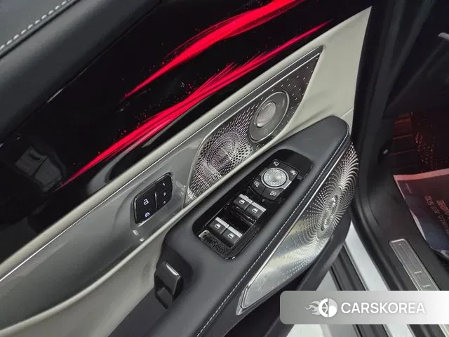 Lincoln Nautilus 2nd Generation 2025 Серебристо-серый из Кореи, фото 6