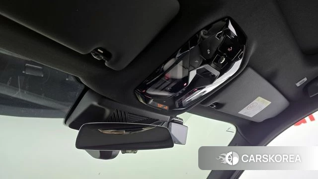 BMW 5 Series (G60) 2025 Черный из Кореи, фото 6