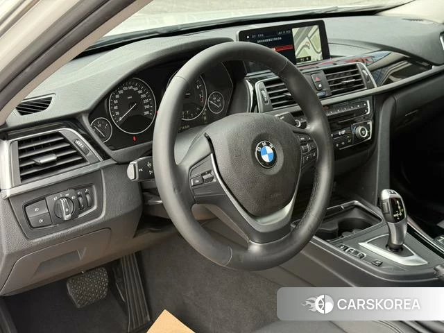 BMW 3 series 2019 Белый из Китая, фото 6
