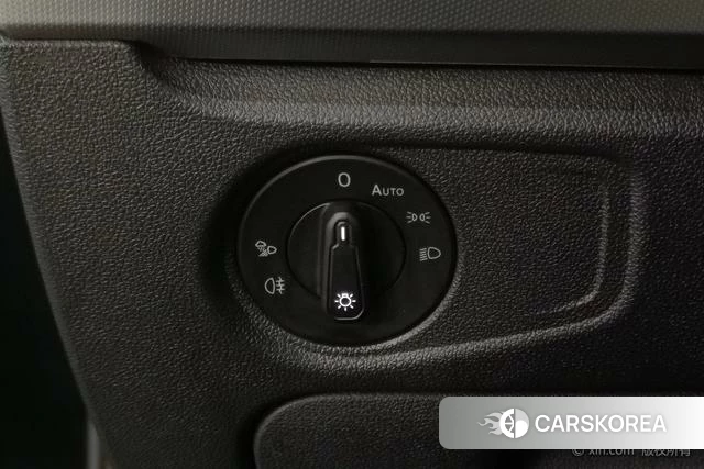 Volkswagen Passat PHEV 2024 Черный из Китая, фото 6