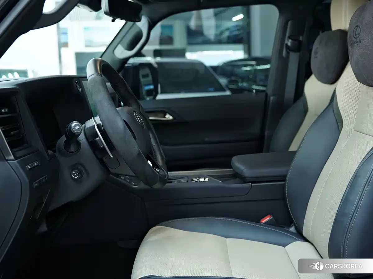 Lexus GX id 4679689 из Китая 7