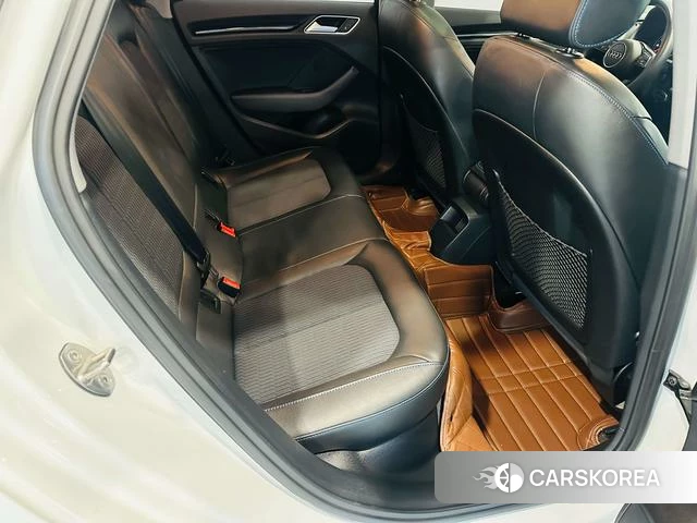 Audi A3 2020 Белый из Китая, фото 6