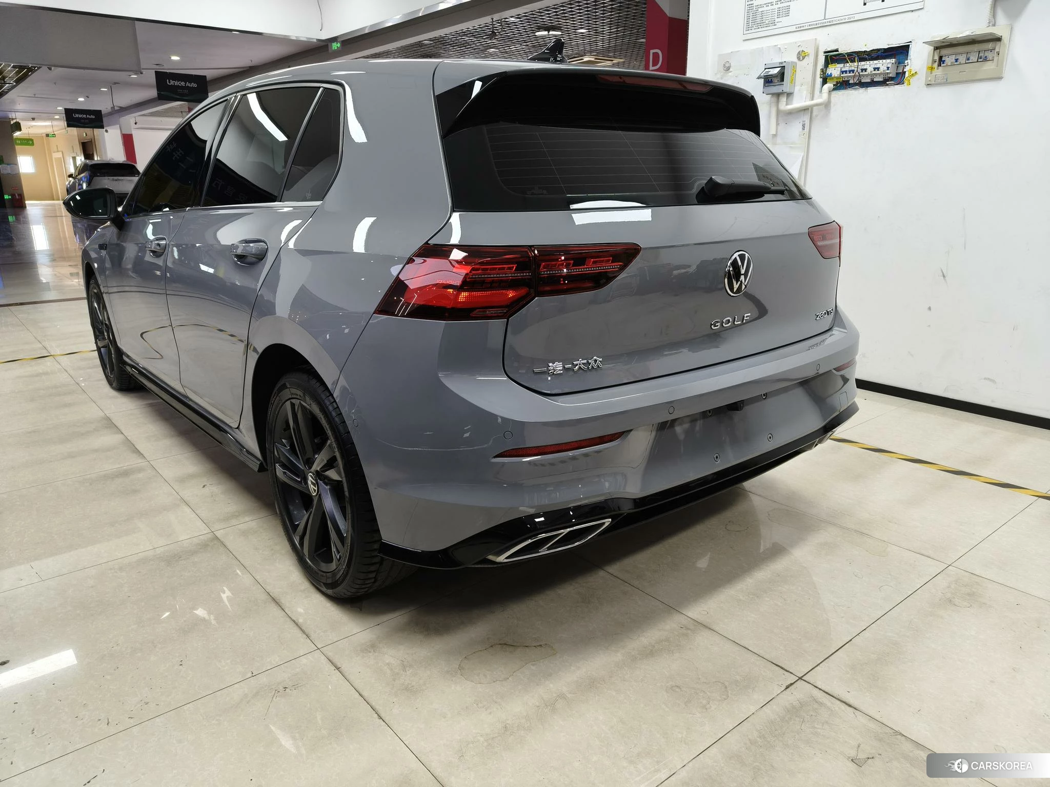 Volkswagen Golf 2023 Темно-серый из Китая, фото 6