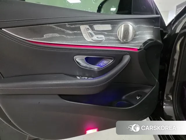 Mercedes-Benz E-Class W213 2021 Серый из Кореи, фото 6