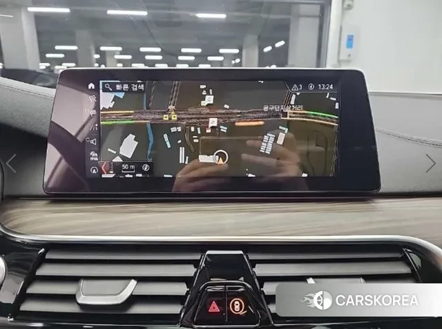 BMW 5 Series (G30) 2018 Белый из Кореи, фото 6