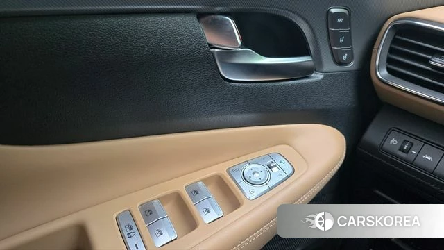 Hyundai The New Santa Fe 2023 Белый из Кореи, фото 6