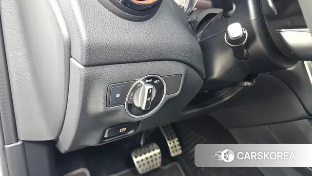 Mercedes-Benz GLA-Class X156 2019 Белый из Кореи, фото 6