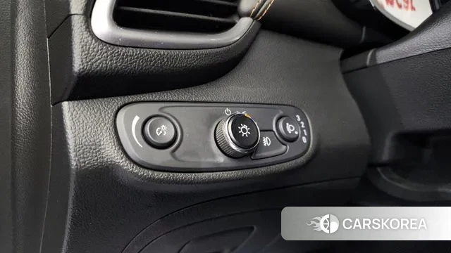 Chevrolet (GM Daewoo) The New Trax 2019 Серебряный из Кореи, фото 6