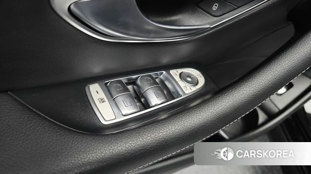 Mercedes-Benz E-Class W213 2021 Черный из Кореи, фото 6