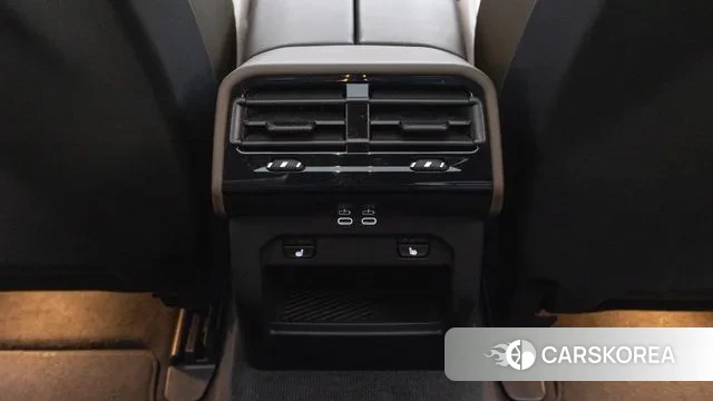 BMW 5 Series (G60) 2024 Белый из Кореи, фото 6