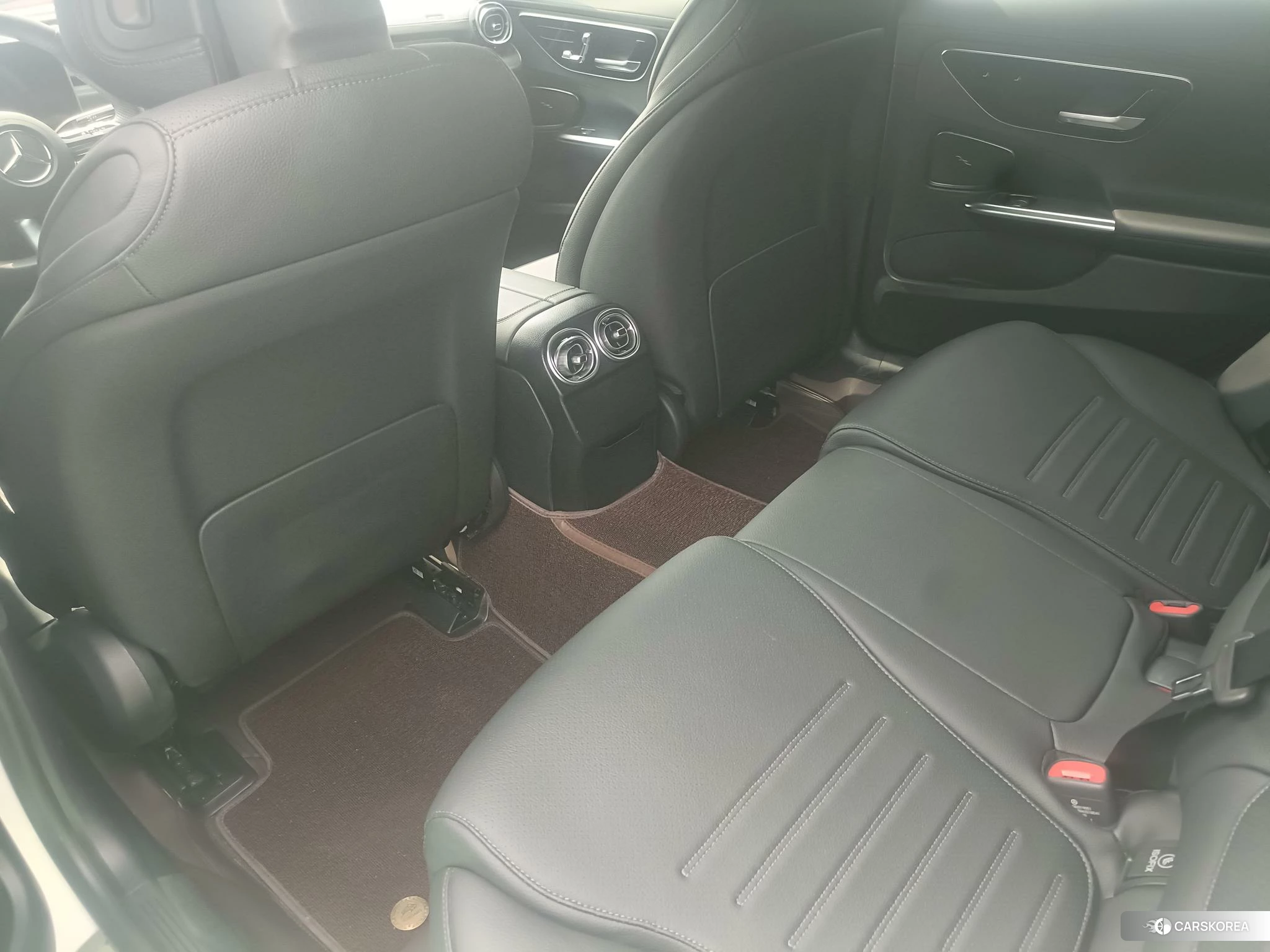 Mercedes-Benz Class C 2023 Белый из Китая, фото 6