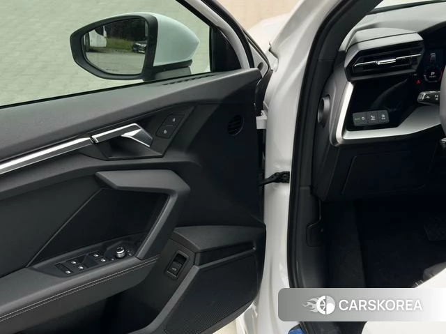 Audi A3 2021 Белый из Китая, фото 6