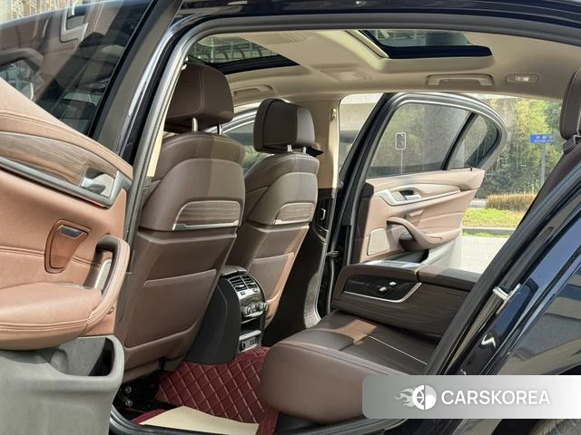 BMW 5 series 2022 Черный из Китая, фото 6