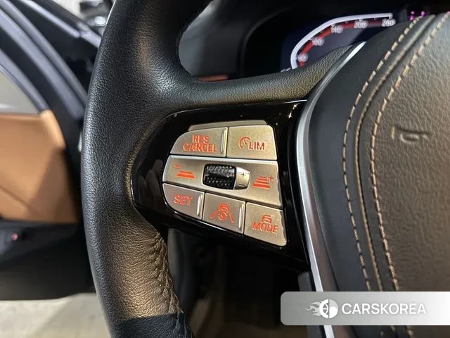 BMW 5 Series (G30) 2023 Серый из Кореи, фото 6