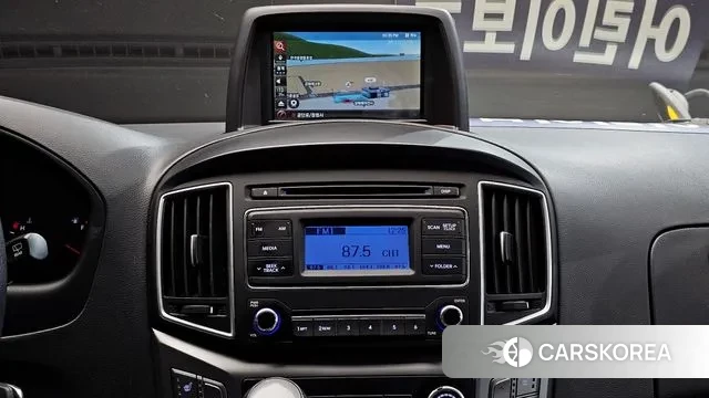 Hyundai The New Grand Starex 2019 Желтый из Кореи, фото 6