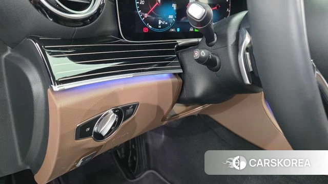 Mercedes-Benz E-Class W213 2021 Серый из Кореи, фото 6