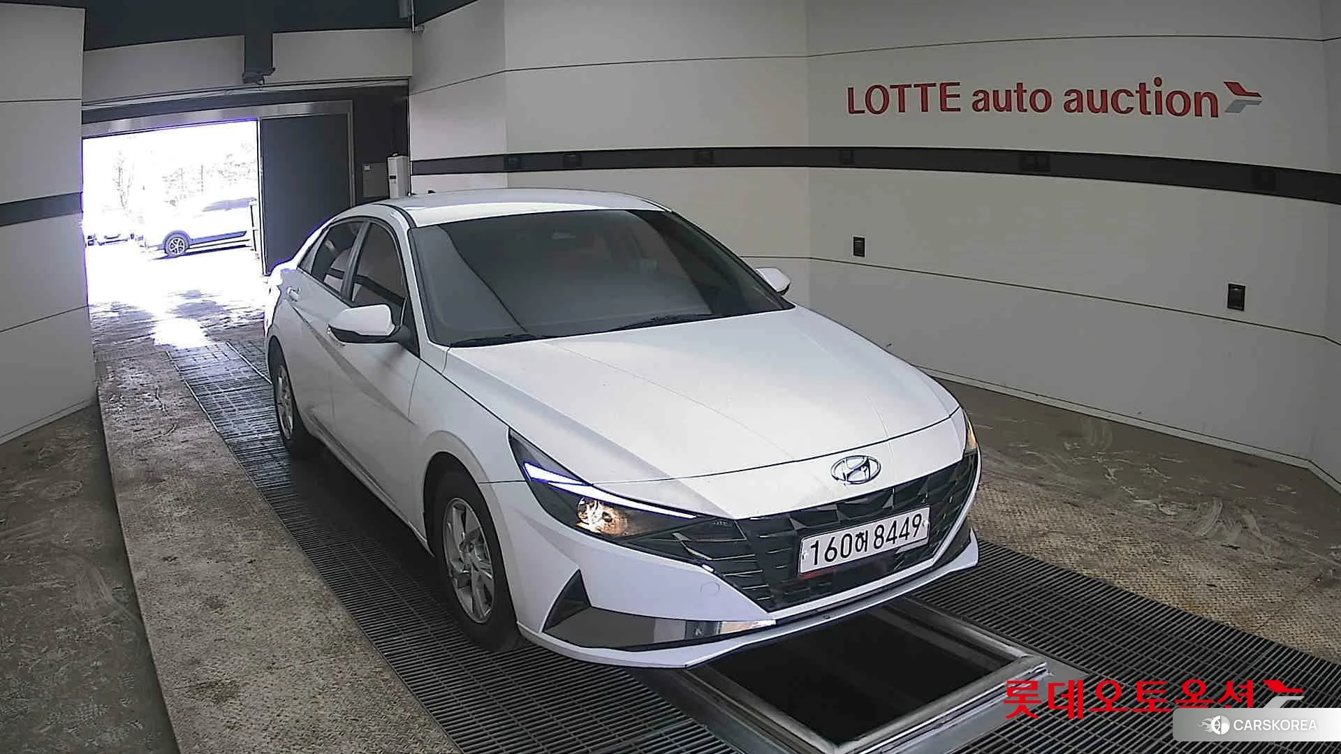 Hyundai Avante 2021 Polar White из Кореи, фото 6