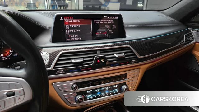 BMW 7 Series (G11) 2019 Черный из Кореи, фото 6
