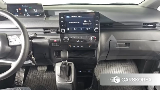 Hyundai Staria 2022 Черный из Кореи, фото 6