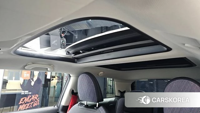 Mini Cooper C 4th generation 2025 Черный из Кореи, фото 6