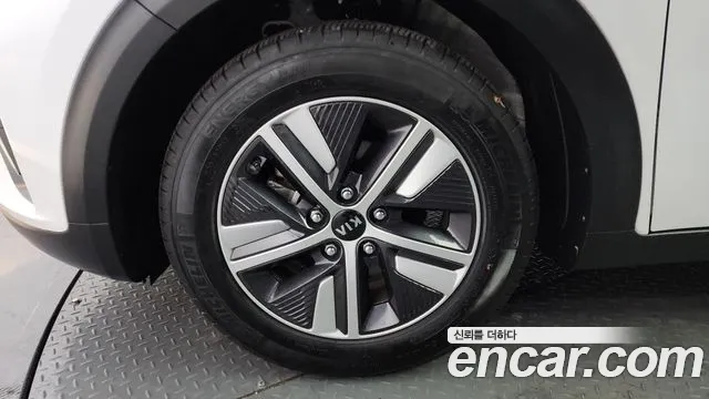 Kia The New Niro id 2629120 из Кореи 6