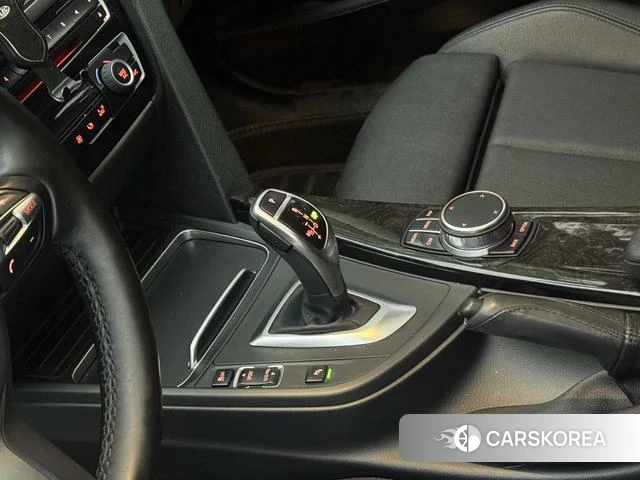 BMW 3 series 2018 Белый из Китая, фото 6