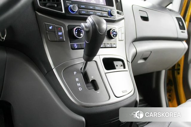 Hyundai The New Grand Starex 2019 Желтый из Кореи, фото 6