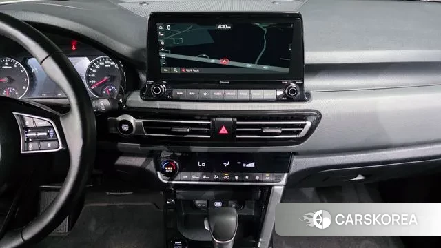 Kia Seltos 2022 Белый из Кореи, фото 6