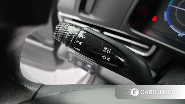 Hyundai Avante Hybrid (CN7) 2021 Серебристо-серый из Кореи, фото 6