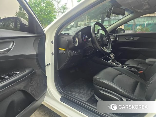 Kia Come New K3 2021 Белый из Кореи, фото 6