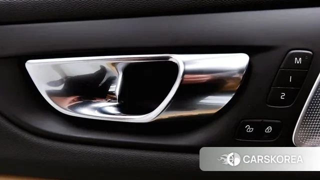 Volvo S60 3rd generation 2019 Белый из Кореи, фото 6