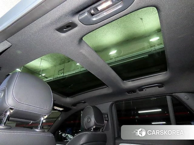 Mercedes-Benz GLC-Class X253 2021 Серебристо-серый из Кореи, фото 6