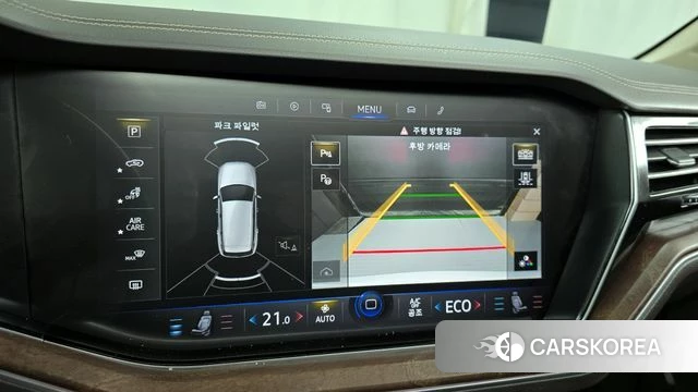 Volkswagen Touareg 3rd generation 2020 Белый из Кореи, фото 6