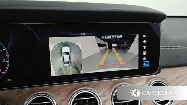 Mercedes-Benz E-Class W213 2022 Белый из Кореи, фото 6