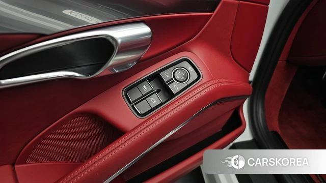 Porsche 718 Boxster 2018 Белый из Кореи, фото 6