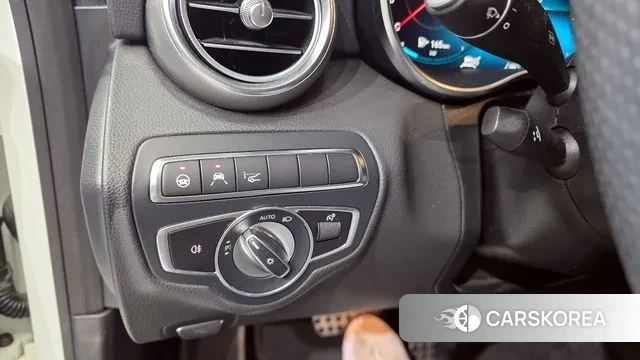 Mercedes-Benz C-Class W205 2021 Белый из Кореи, фото 6