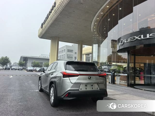 Lexus UX 2021 Серебристо-серый из Китая, фото 6