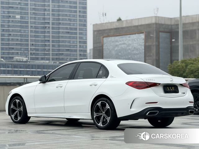 Mercedes-Benz Class C 2022 Белый из Китая, фото 6