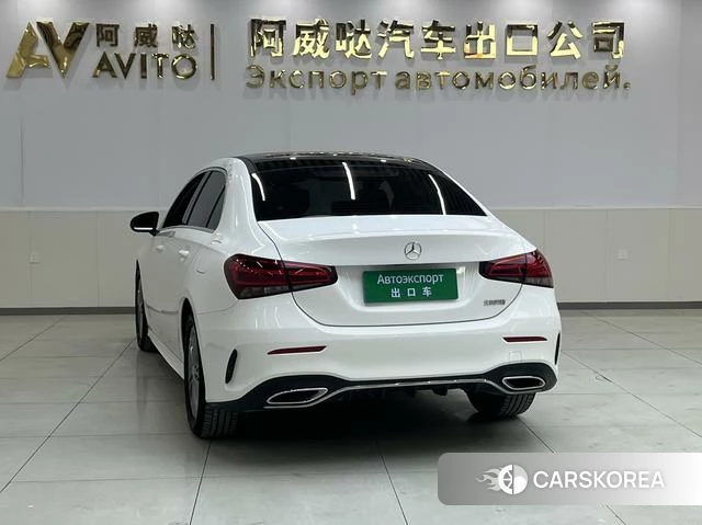 Mercedes-Benz Class A 2022 Белый из Китая, фото 6