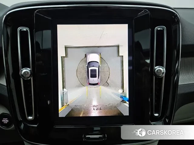 Volvo XC40 2025 Белый из Кореи, фото 6