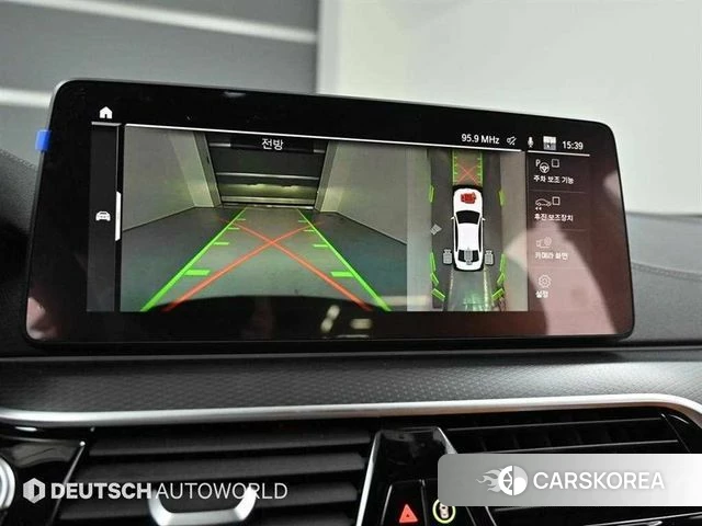 BMW 5 Series (G30) 2023 Белый из Кореи, фото 6