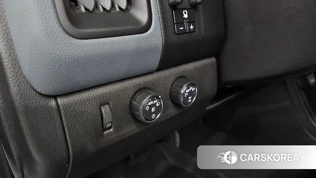 Chevrolet (GM Daewoo) Real New Colorado 2022 Белый из Кореи, фото 6