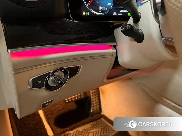 Mercedes-Benz AMG GT 2021 Черный из Кореи, фото 6