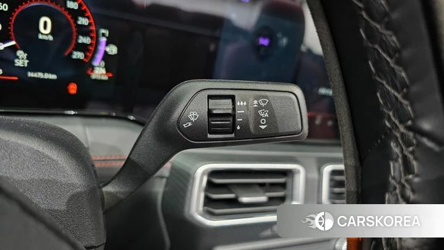 Ford Mustang 7th Generation 2024 Красный из Кореи, фото 6