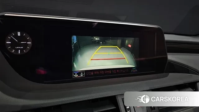 Lexus ES300h 7th generation 2019 Серебристо-серый из Кореи, фото 6