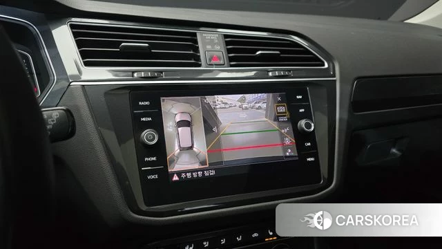 Volkswagen Tiguan second Generation 2020 Черный из Кореи, фото 6