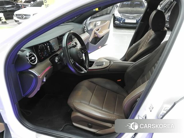 Mercedes-Benz E-Class W213 2022 Белый из Кореи, фото 6