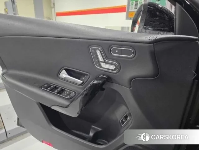 Mercedes-Benz A-Class W177 2020 Черный из Кореи, фото 6